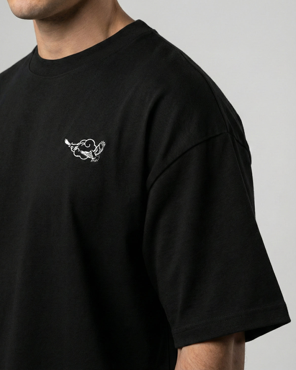 Camiseta Oversize Boxy Itachi Corvs