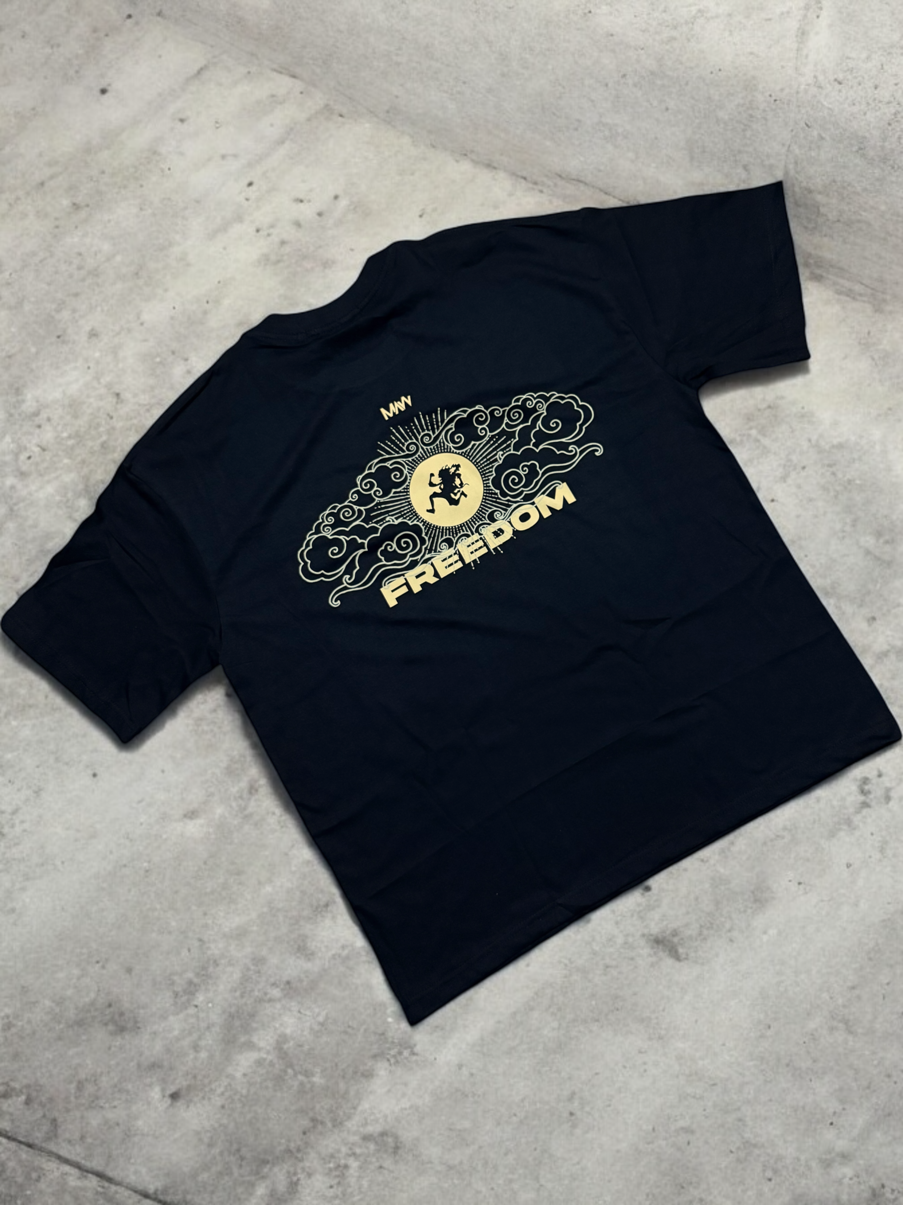 Camiseta Oversize Boxy God of Sun